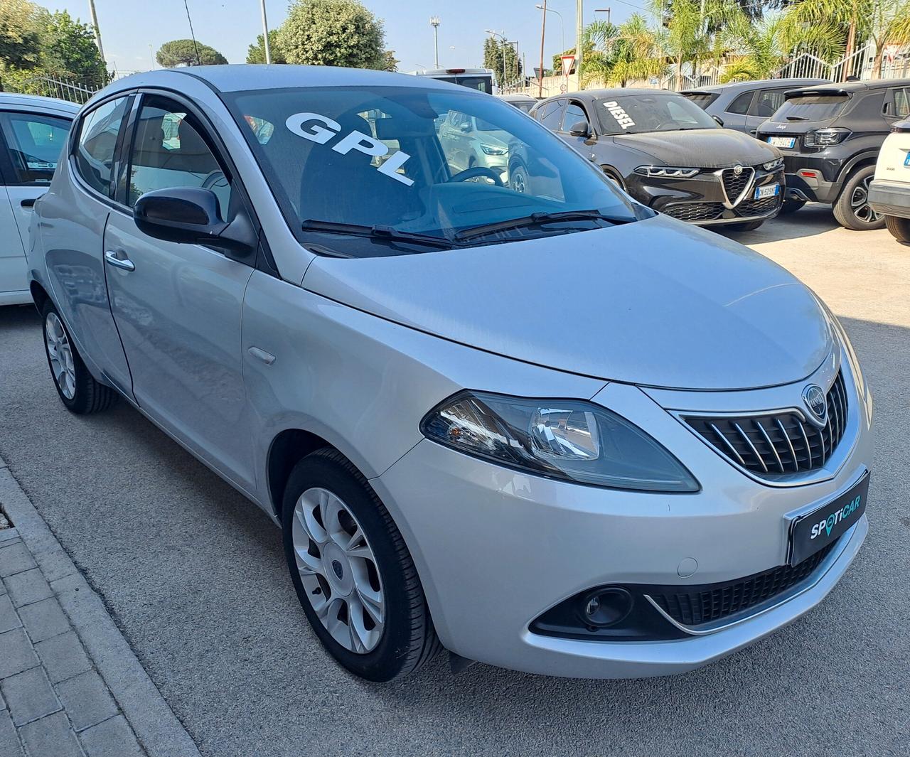Lancia Ypsilon 1.2 69 CV GPL Ecochic Gold 2021