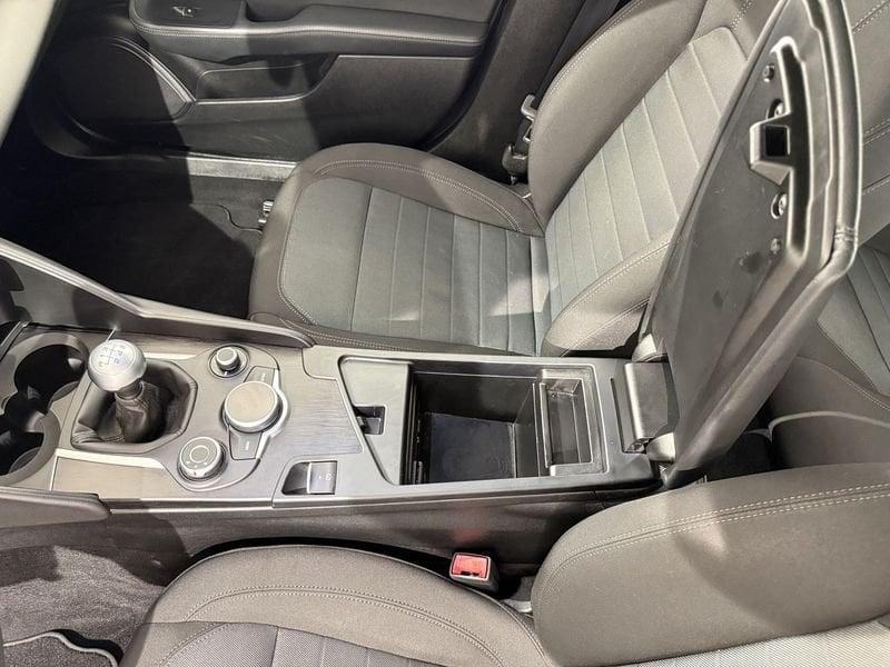 Alfa Romeo Giulia Giulia 2.2 t Giulia 150cv