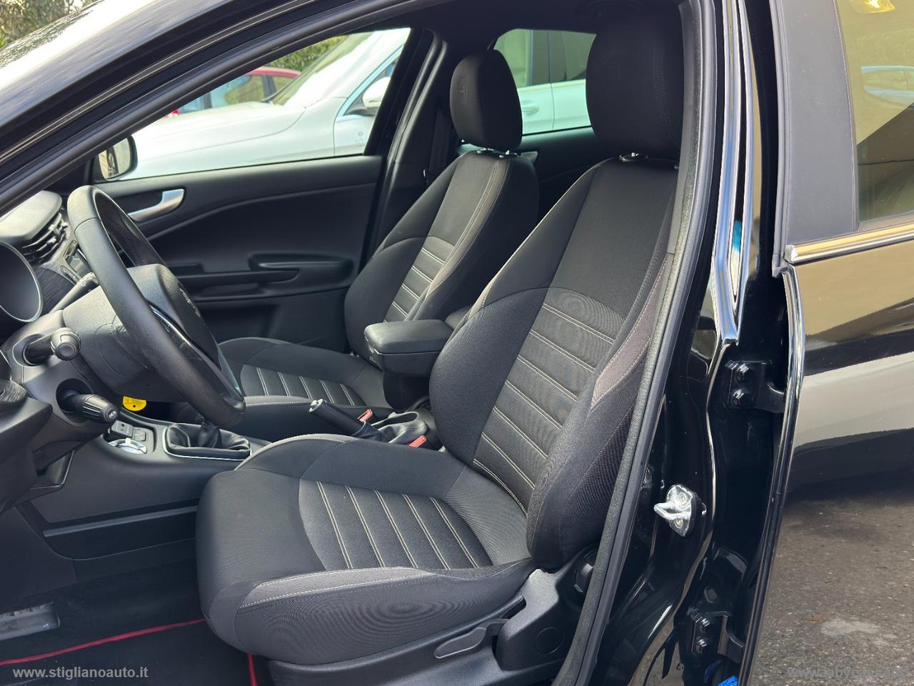 ALFA ROMEO Giulietta 1.6 JTDm 120 CV EXECUTIVE XENO TELEC POST