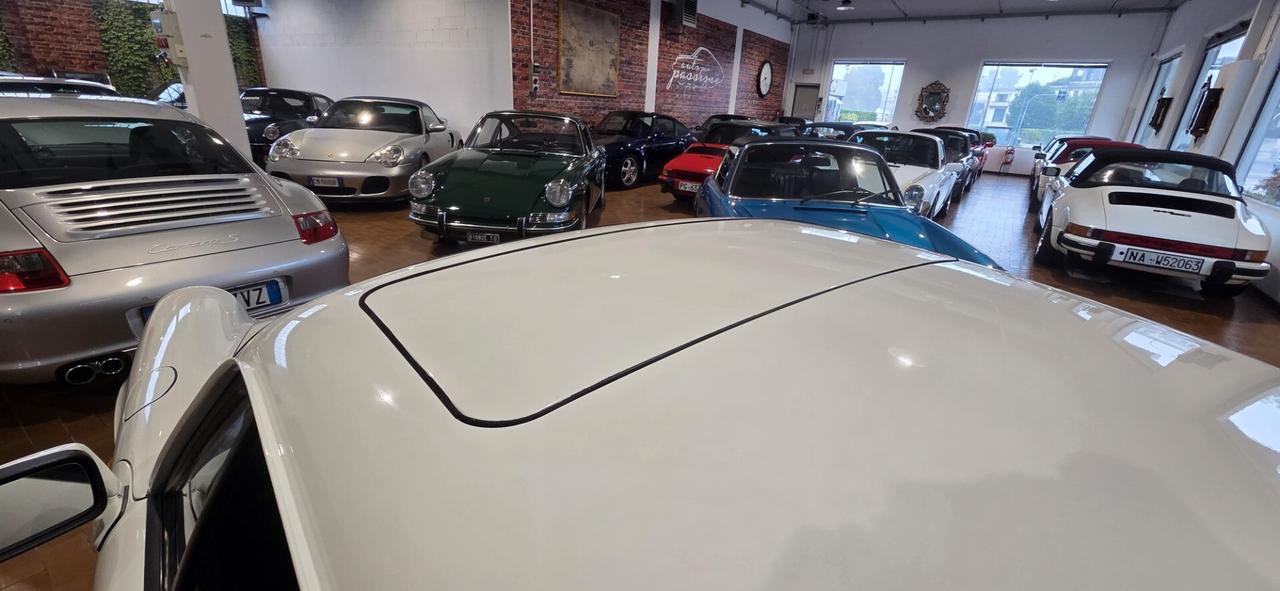 Porsche 911 3200 coupe Book service Asi Oro Areokit