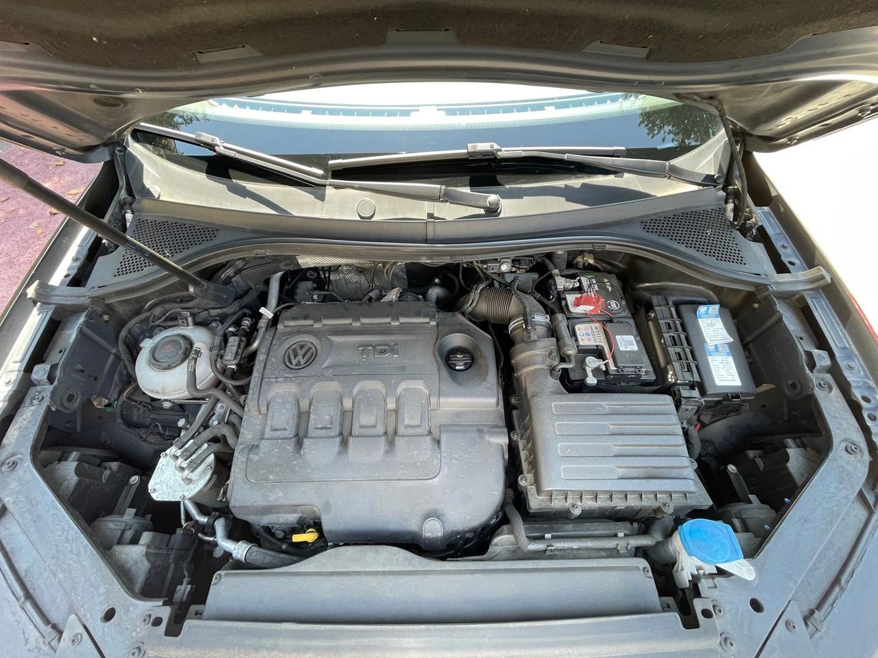 Volkswagen Tiguan Business 2.0 TDI #6539