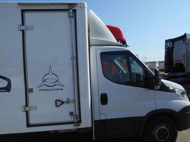 IVECO DAILY CABINATO