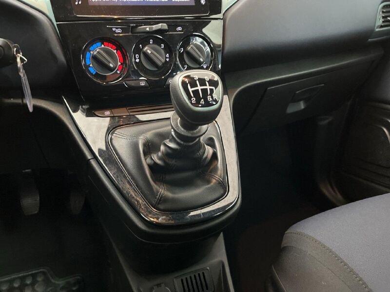 Lancia Ypsilon NUOVA My24 402 Platino 1.0
