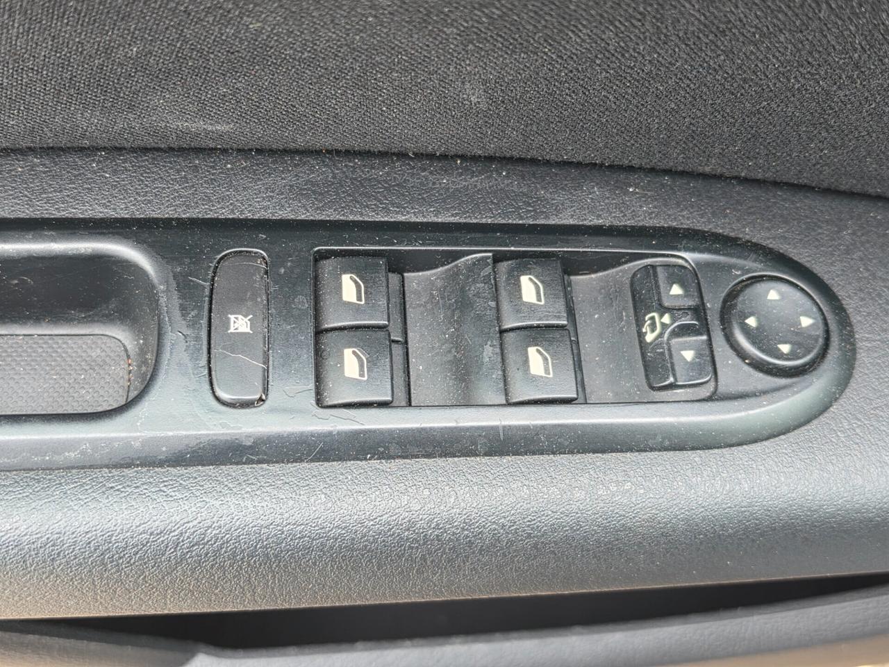 Peugeot 407 2.0 HDi Confort