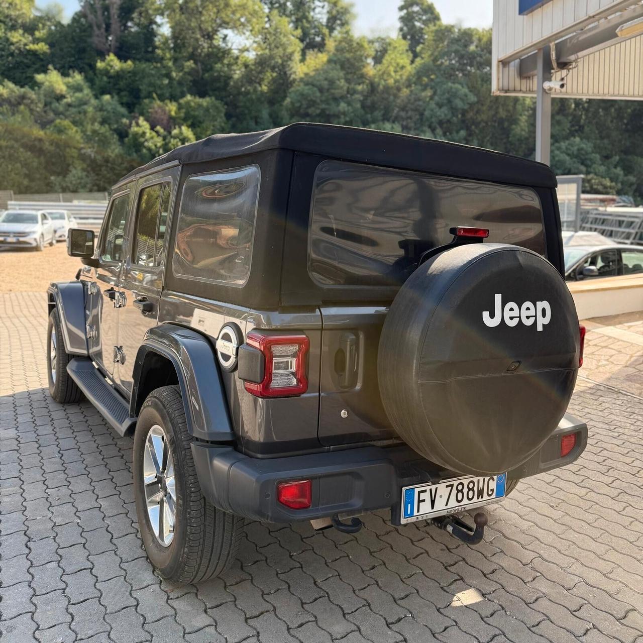 Jeep Wrangler Unlimited 2.2 Mjt II Sahara