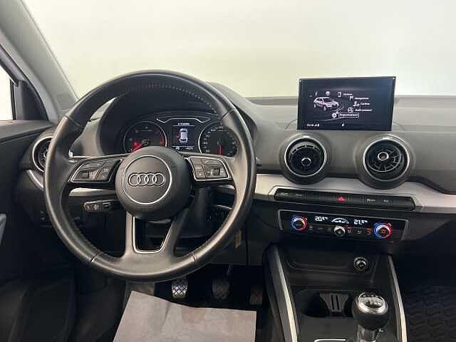 Audi Q2 30 TDI Business Design