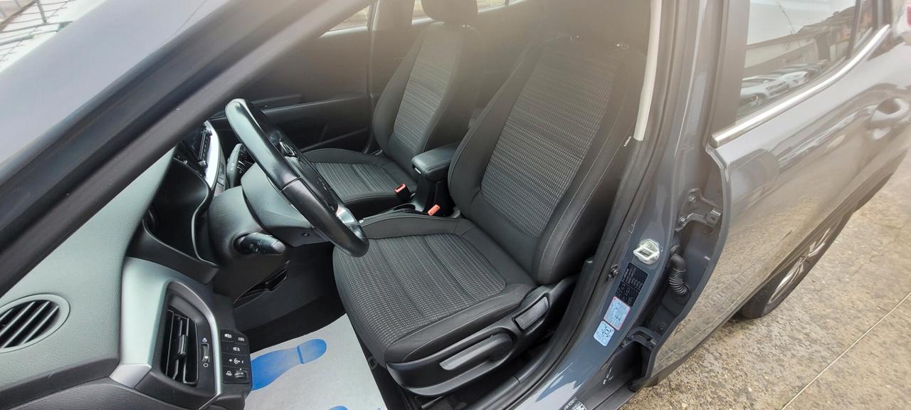 Kia Stonic 1.0 T-GDi 100 CV MHEV iMT GT Line