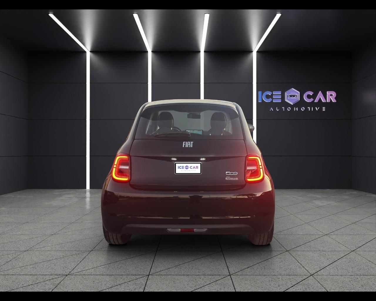 FIAT 500e - 500e Berlina 42 kWh Icon +