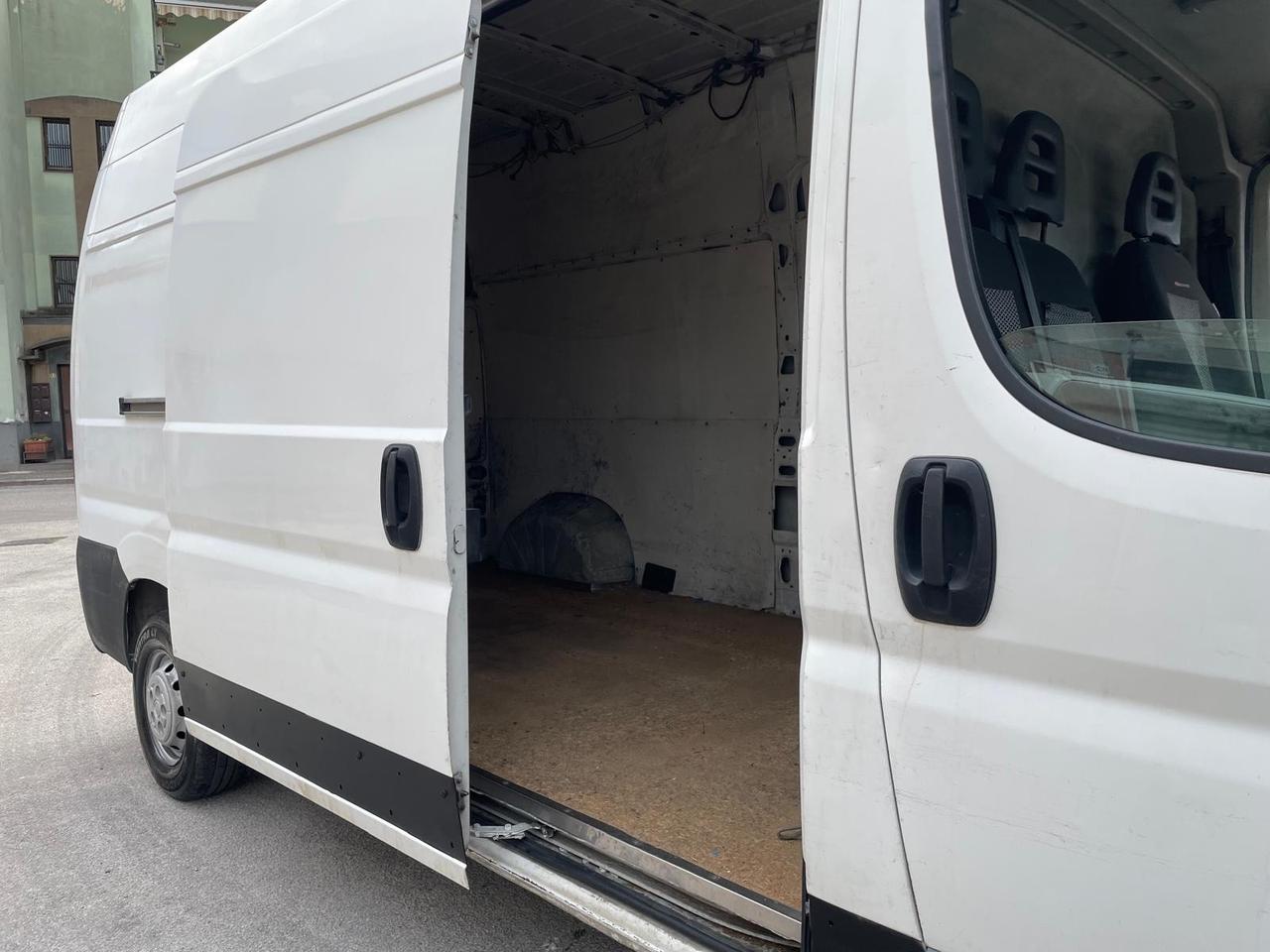Fiat DUCATO PASSO LUNGO TETTO ALTO 2.3 DIESEL CON 220MILA KM