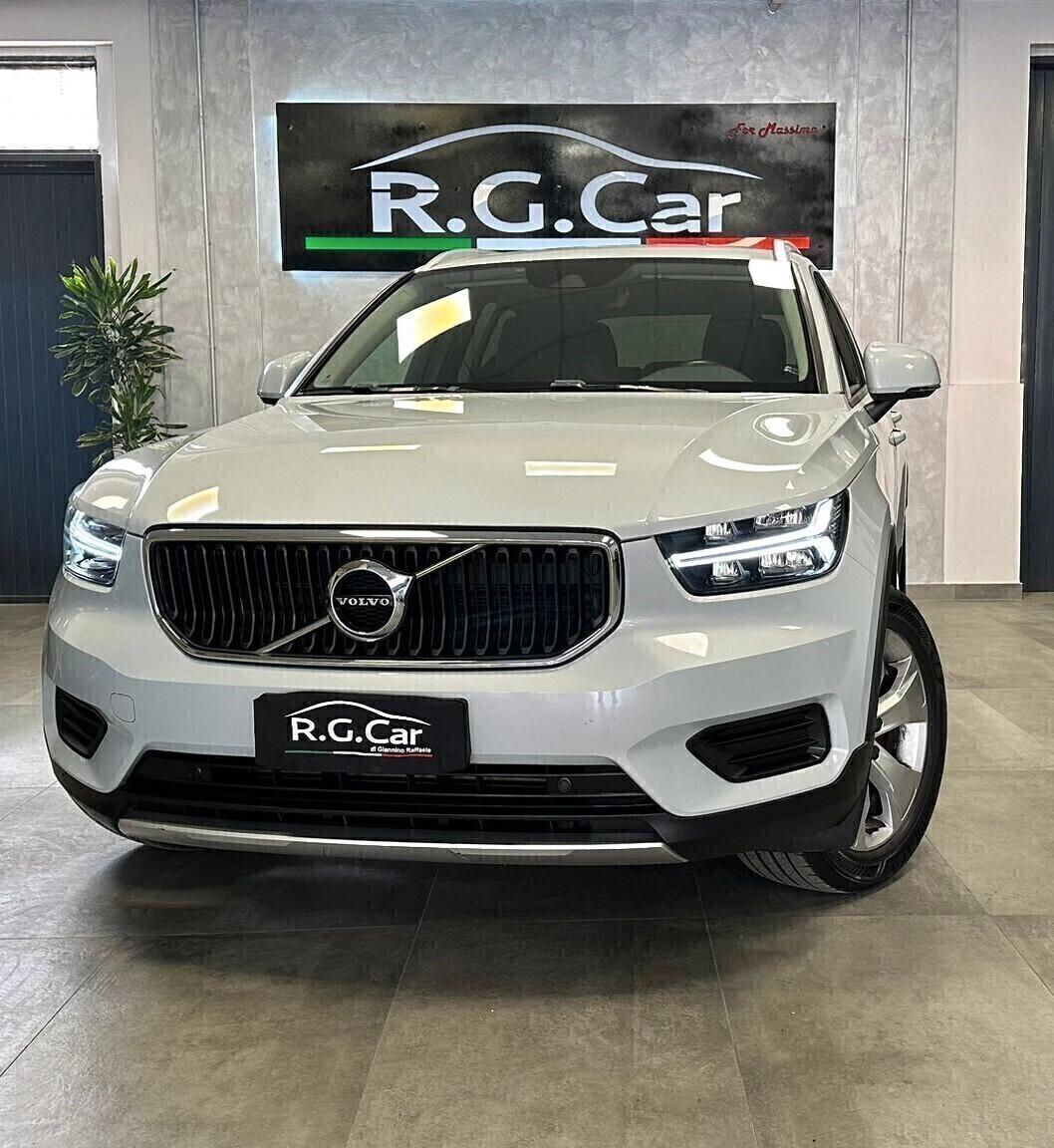 Volvo XC40 D3 AWD Geartronic Momentum