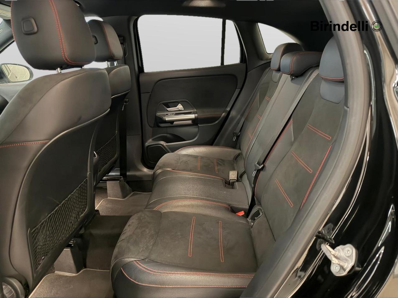 Mercedes-Benz GLA (H247) - GLA 200 d Automatic 4Matic Premium