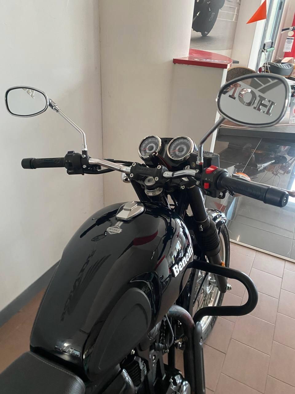 Benelli Imperiale 400