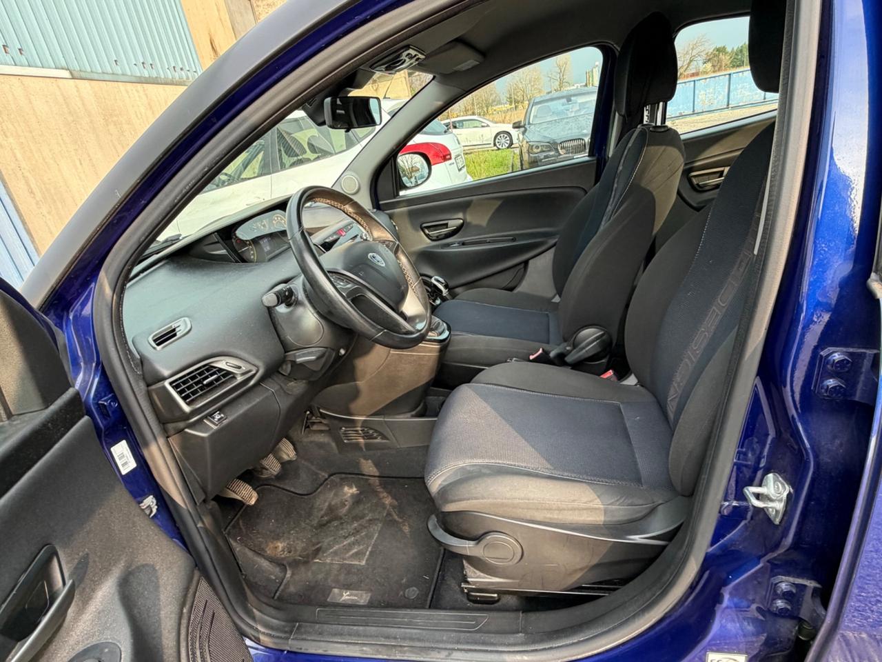 Lancia Ypsilon 1.4 Unyca Ecochic GPL