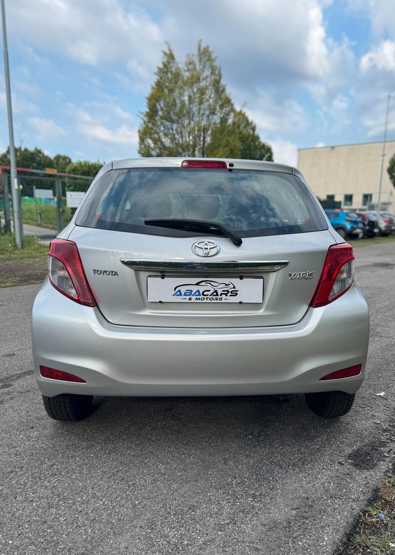 Toyota Yaris 1.0 51kW Benz 5p *SOLO 40.000 KM CERTIFICATI*