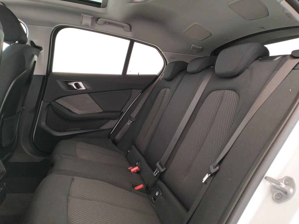 BMW 118d Business Advantage auto - TETTO APRIBILE - IVA ESPOSTA