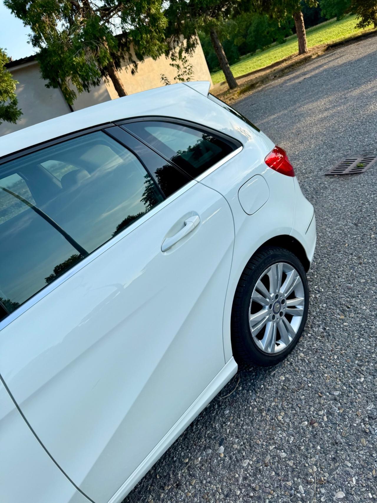 Mercedes-benz B 180 CDI Automatic Executive