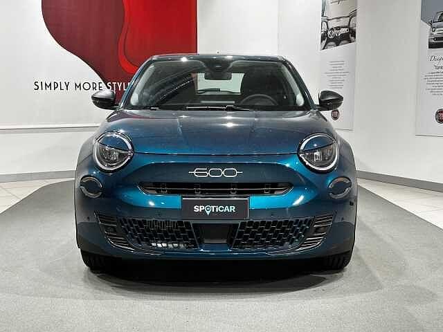 Fiat 600 Hybrid Hybrid DCT MHEV