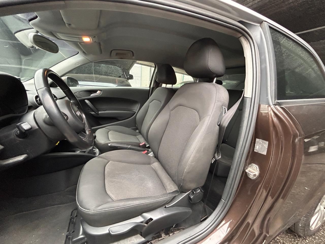 Audi A1 3 Porte A1 1.2 tfsi Admired carr da rivedere