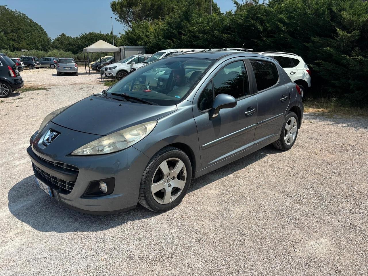 PEUGEOT 207 ANNO 2011 DS 1.6 ADATTA NEOPATENTATI KM 233 MILA