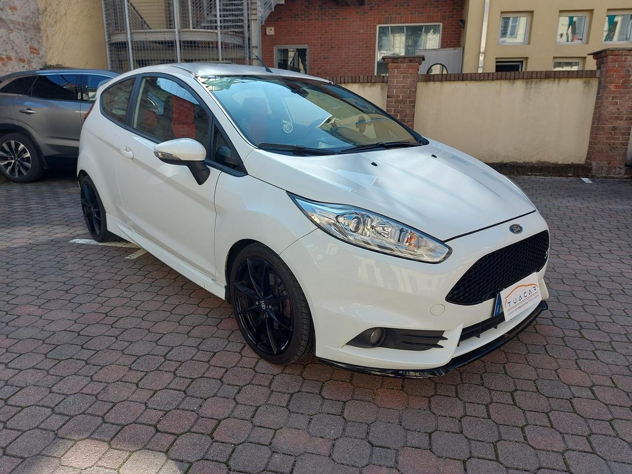 Ford Fiesta ST 1.6 EcoBoost ST Line