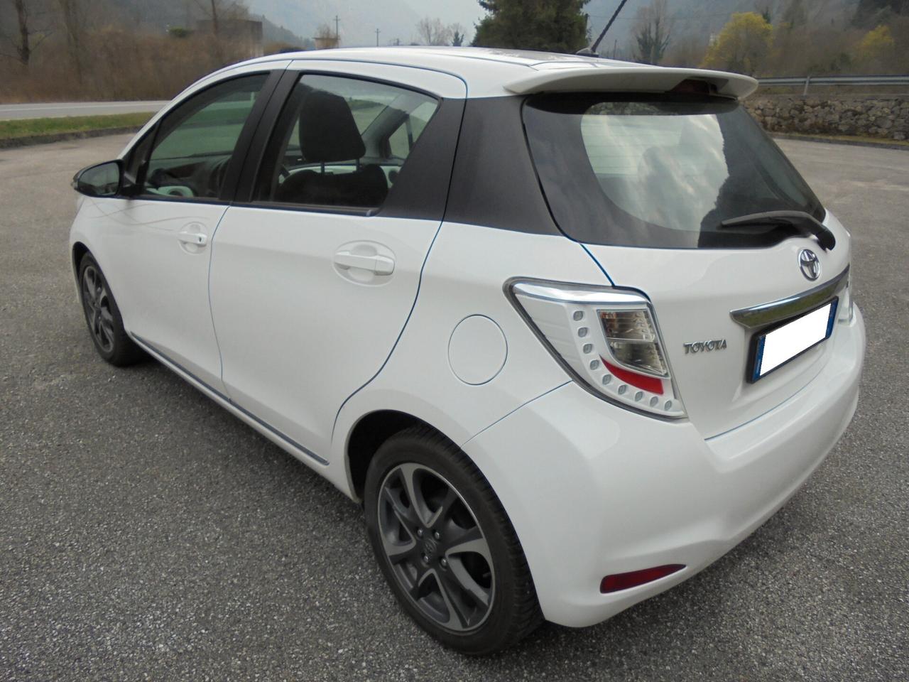 TOYOTA YARIS 1.4 D-4D 5P LOUNGE – UNIPROPRIETARIO-