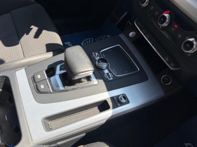 AUDI Q5 2.0 TDI quattro S tronic Business Sport