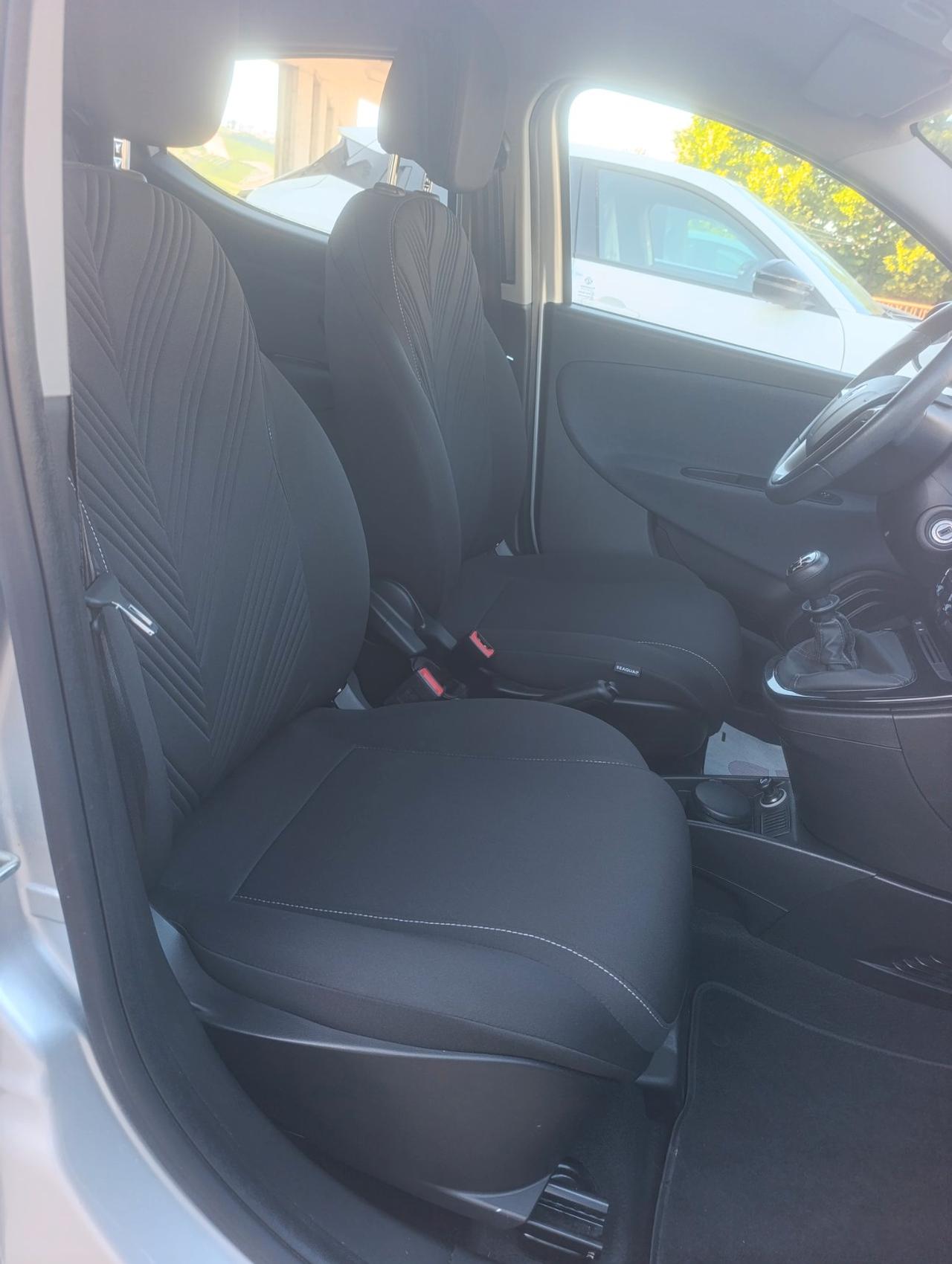 Lancia Ypsilon 1.2 Gold Gpl 69cv