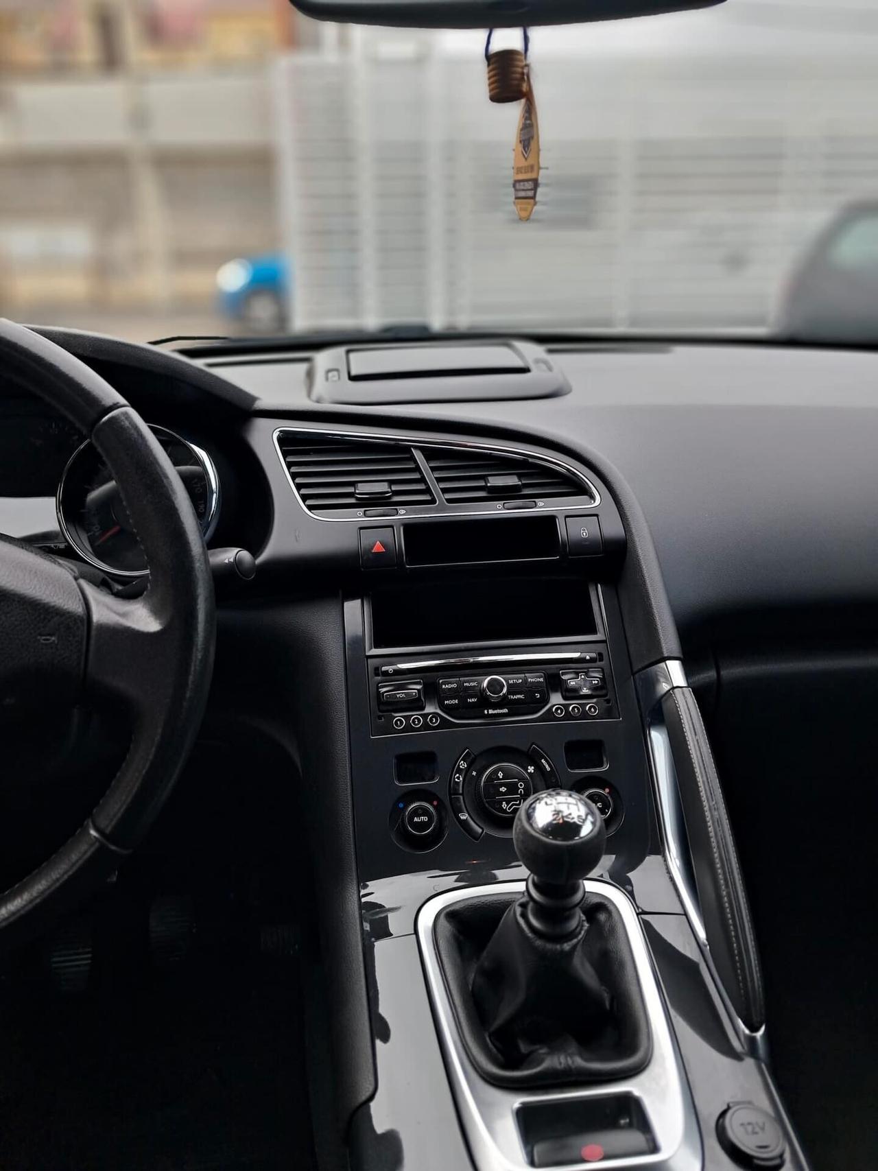 Peugeot 3008 BlueHDi 120 S&S Business