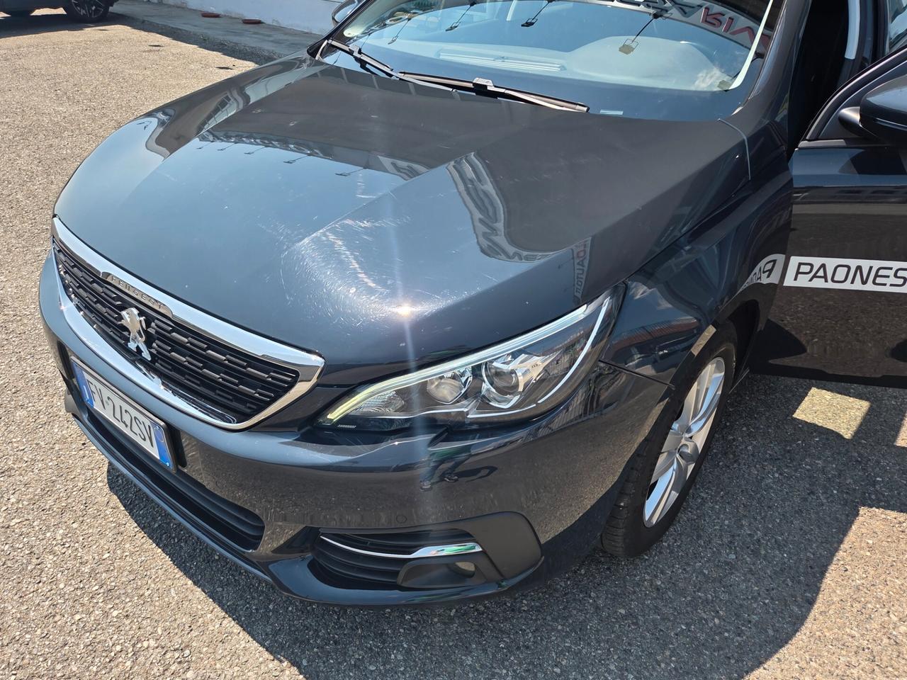 Peugeot 308 BlueHDi 120 Cv Cambio Automatico SW Business NESSUN OBBLIGO FINANZIARIO