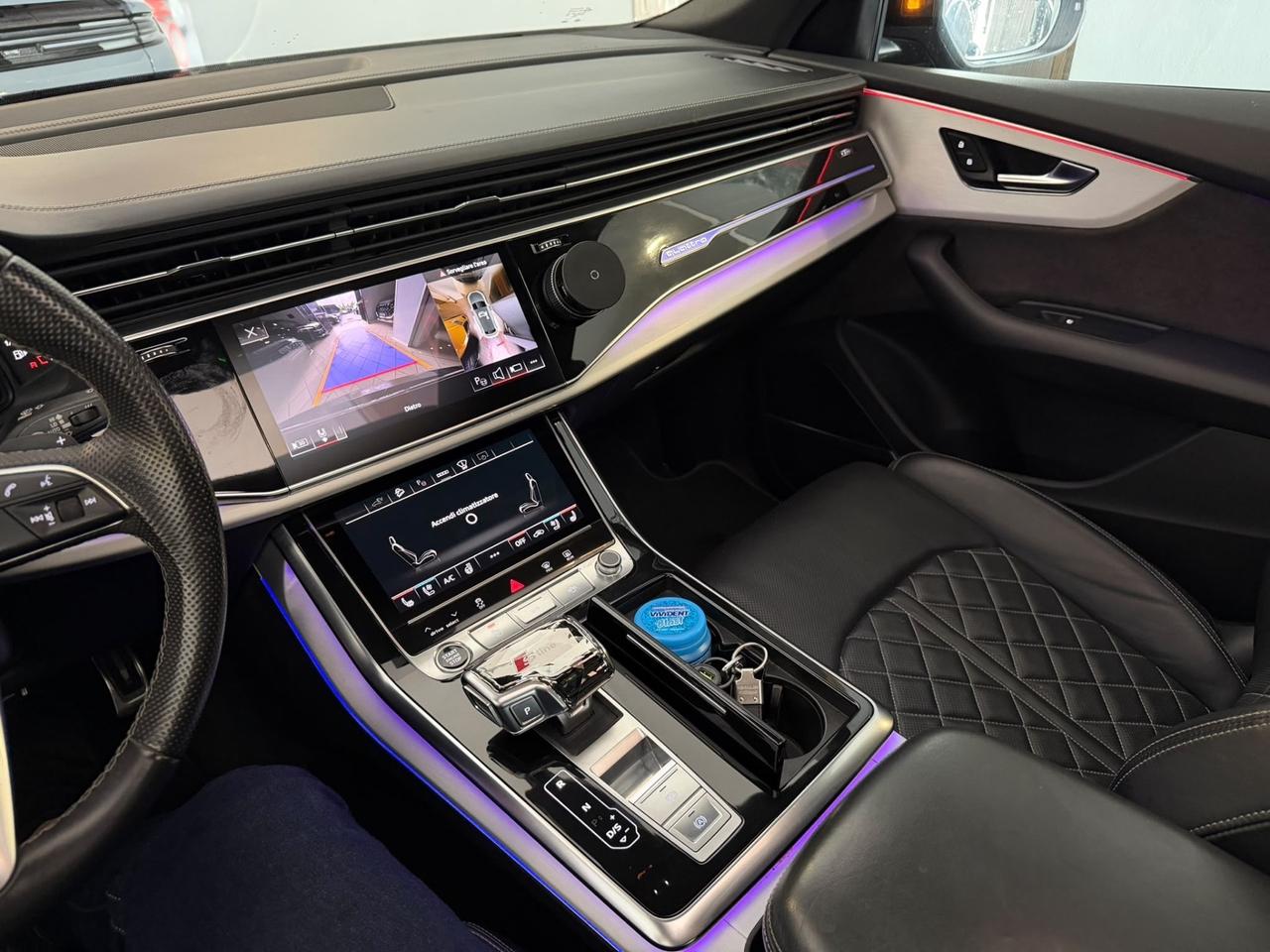 Audi Q8 55 TFSI quattro tiptronic Sport