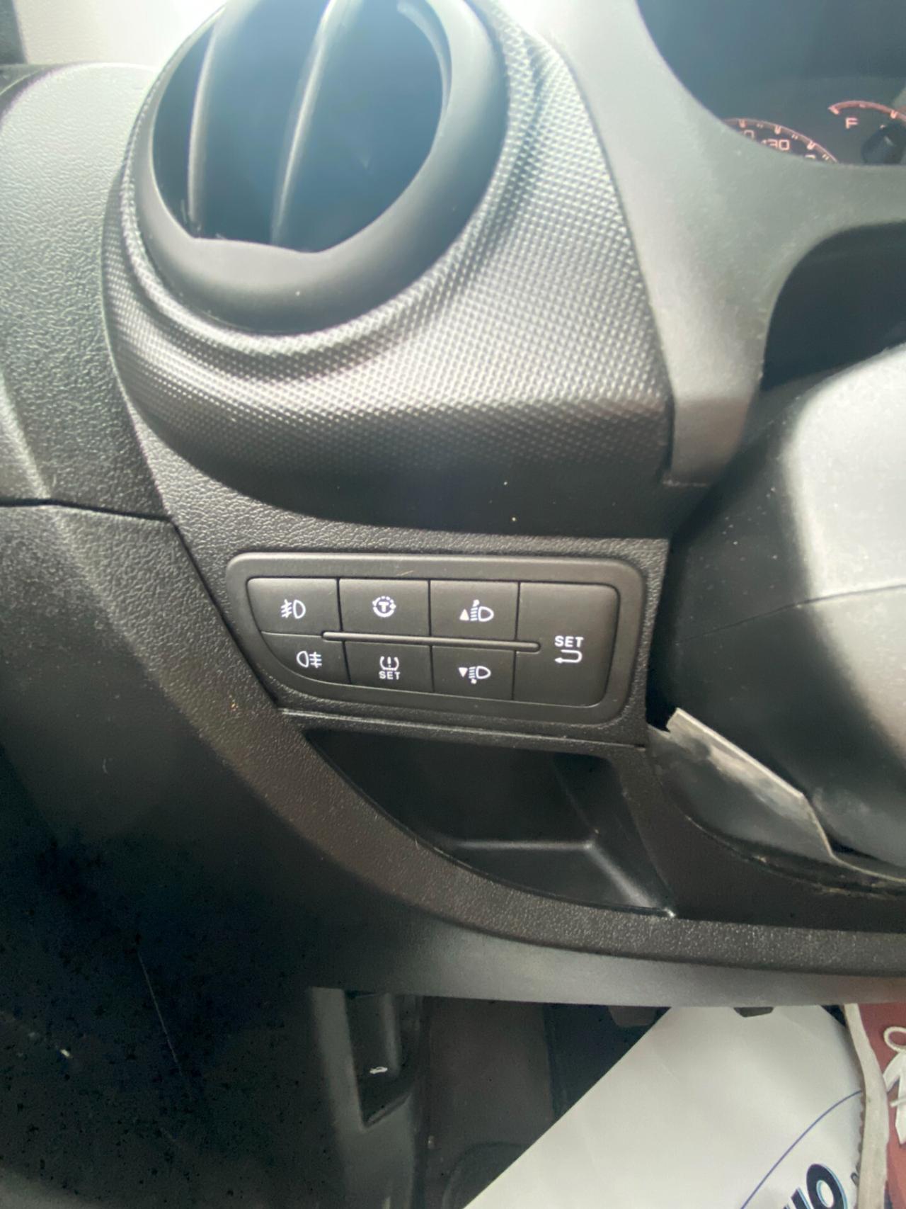 Fiat Qubo 1.3 MJT 80 CV Trekking
