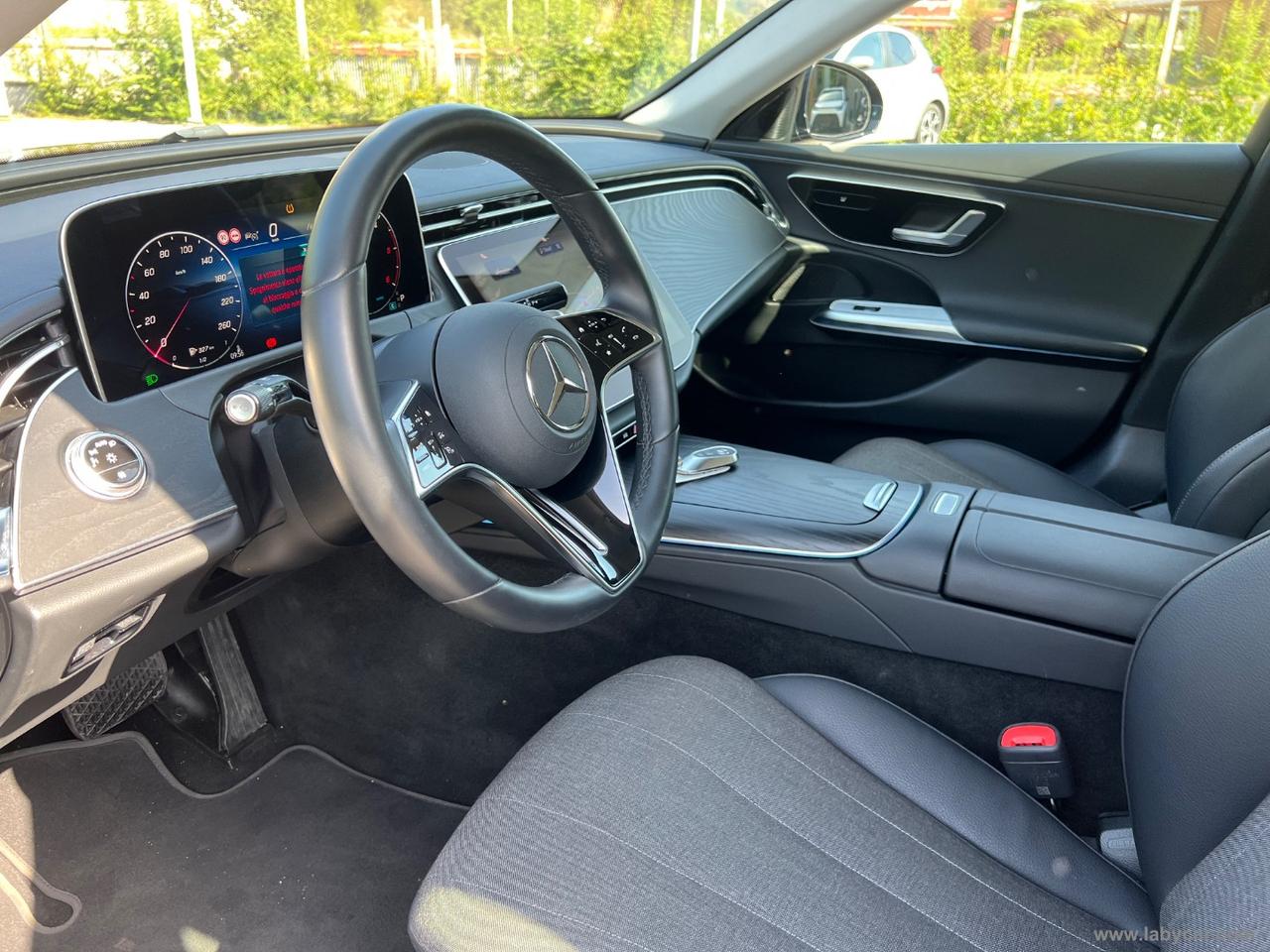 MERCEDES-BENZ E 200 d Mild hybrid Advanced