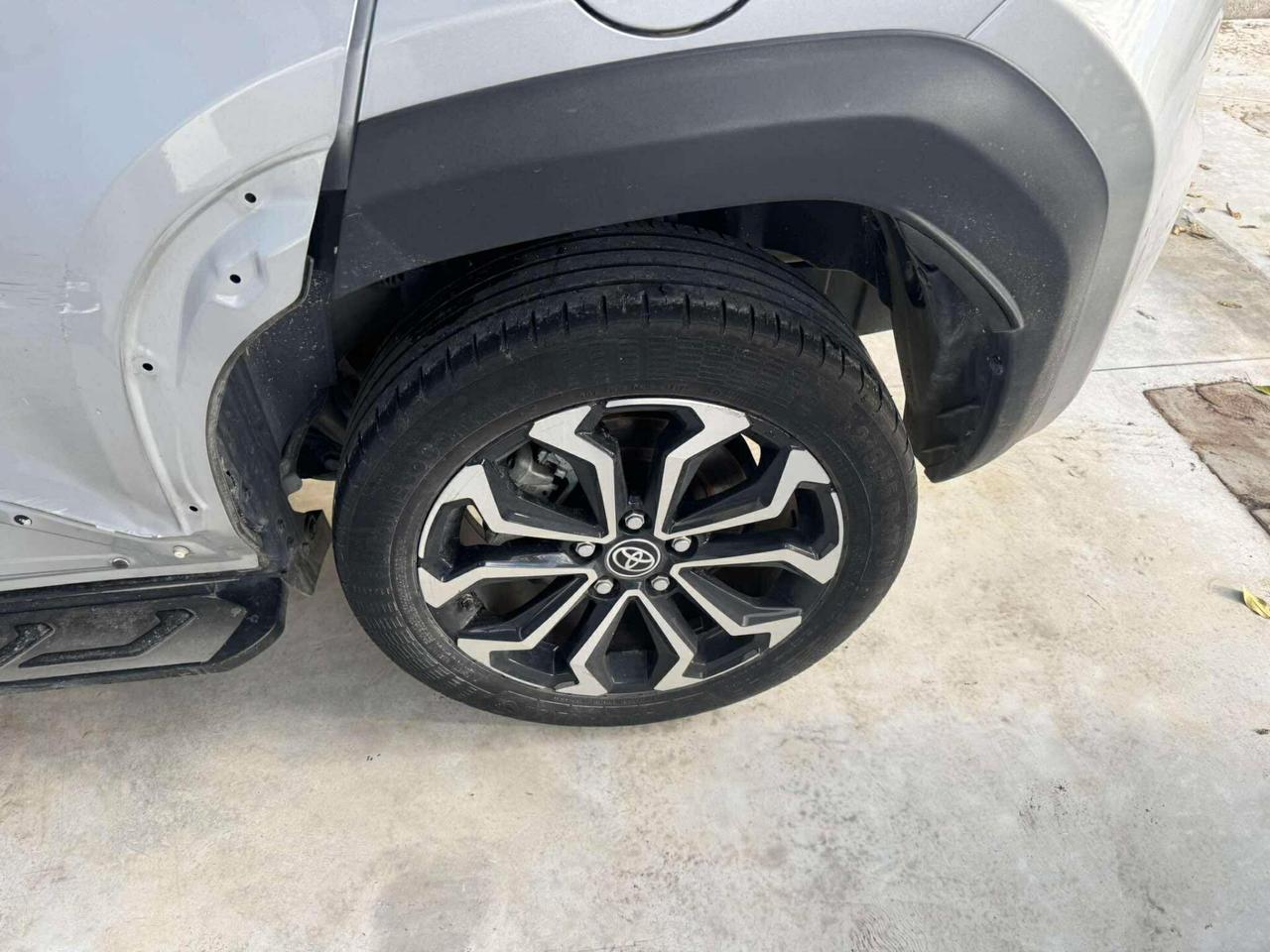 Toyota Yaris Cross 1.5 Hybrid 5p. E-CVT Lounge-2022