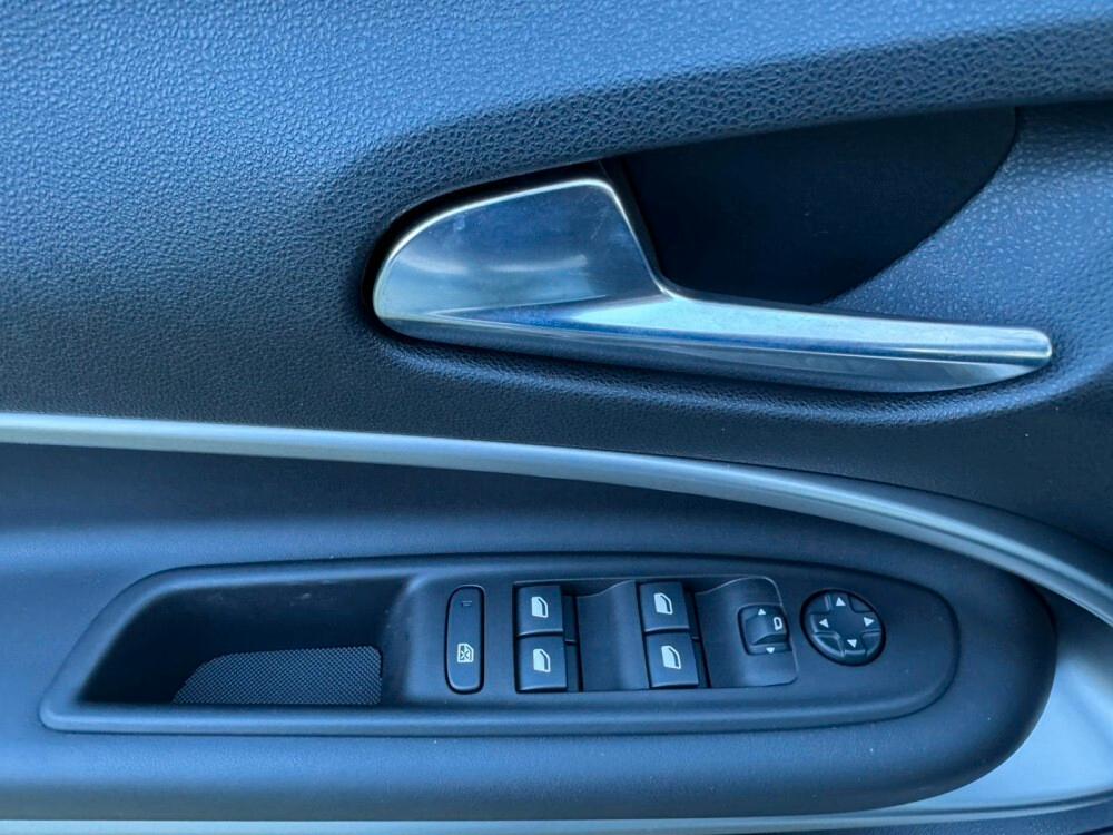 Jeep Avenger 1.2 Turbo 100 CV MHEV Altitude