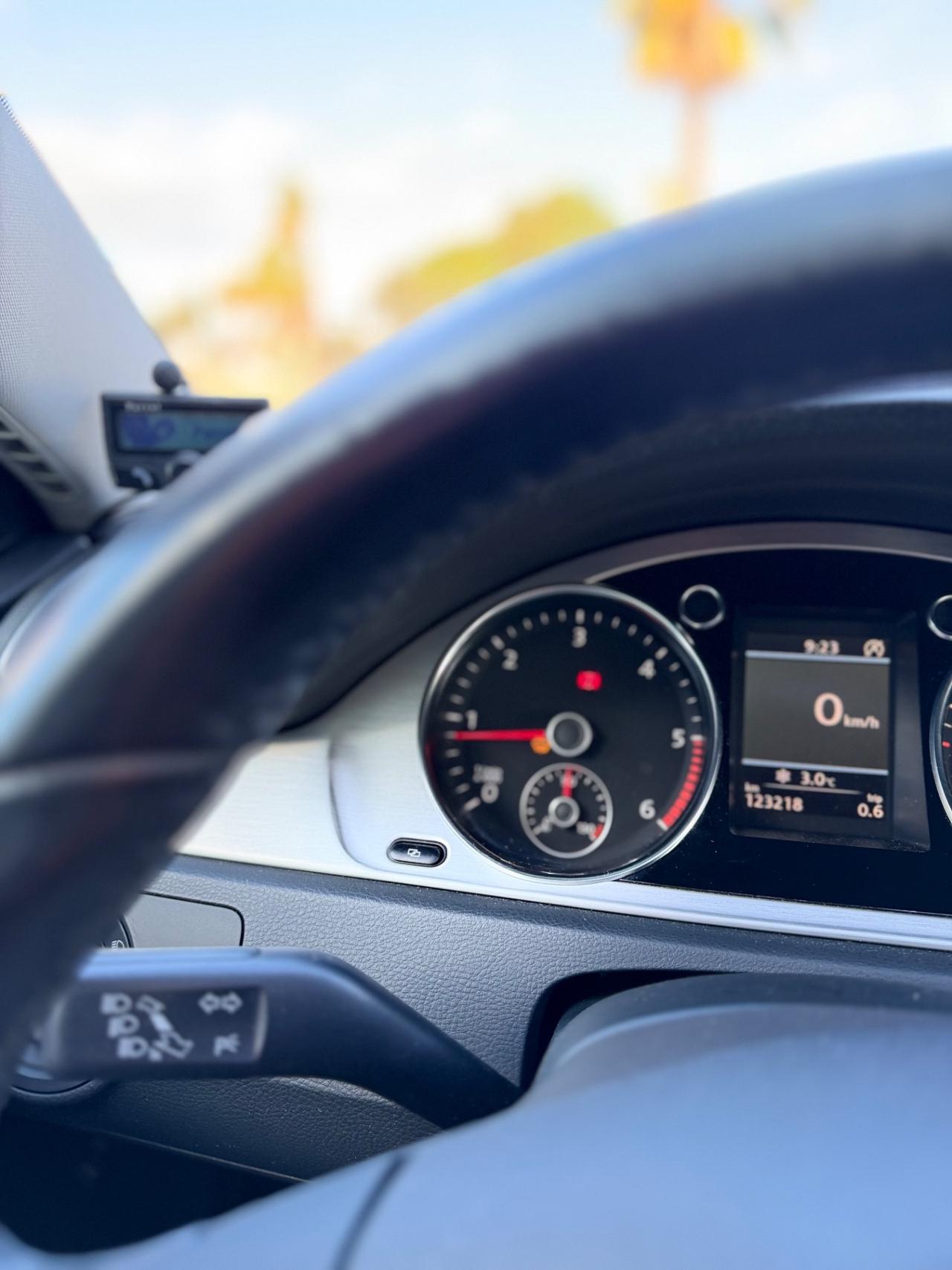 Volkswagen Passat 2.0 TDI Highline BlueM. Tech.