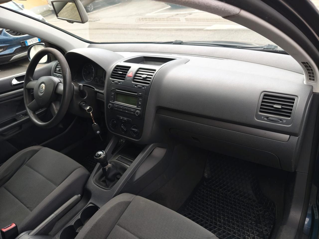 Volkswagen Golf 1.6 16V FSI 5p. Comfortline