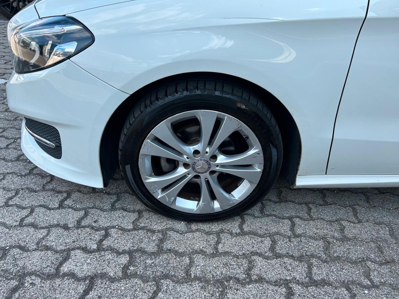 Mercedes-Benz B 180 d (cdi) Executive FL E6