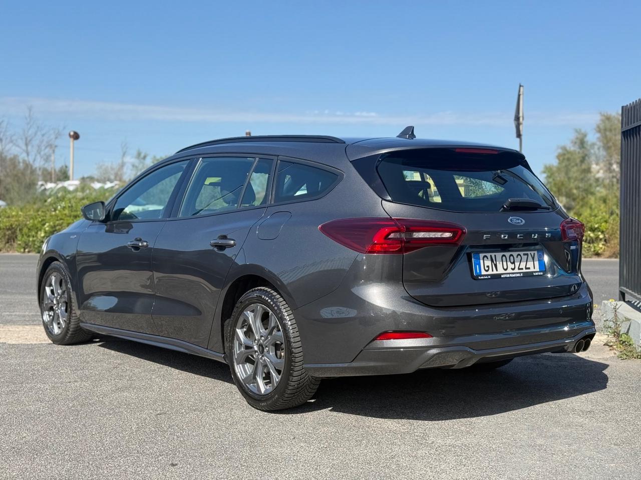 Ford Focus 1.0 EcoBoost Hybrid 155cv Powershift SW ST-line