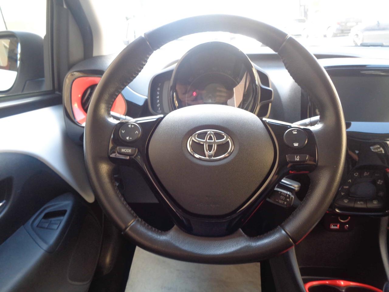 Toyota Aygo Connect 1.0 VVT-i 72 CV x-wave (Finanziabile)