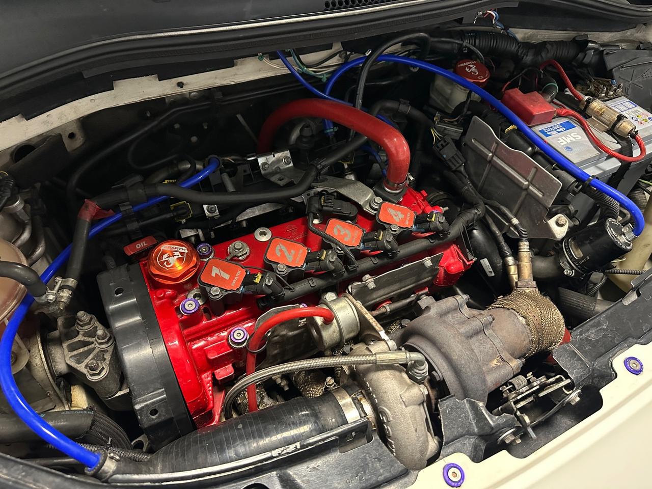 ABARTH CABRIO OVER 300CV MTA PELLE ROSSA PRONTA CONSEGNA