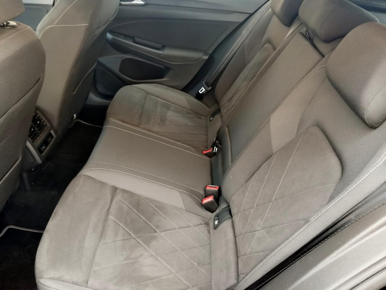 VOLKSWAGEN Golf VIII 2020 - Golf 1.5 etsi evo Style 150cv dsg