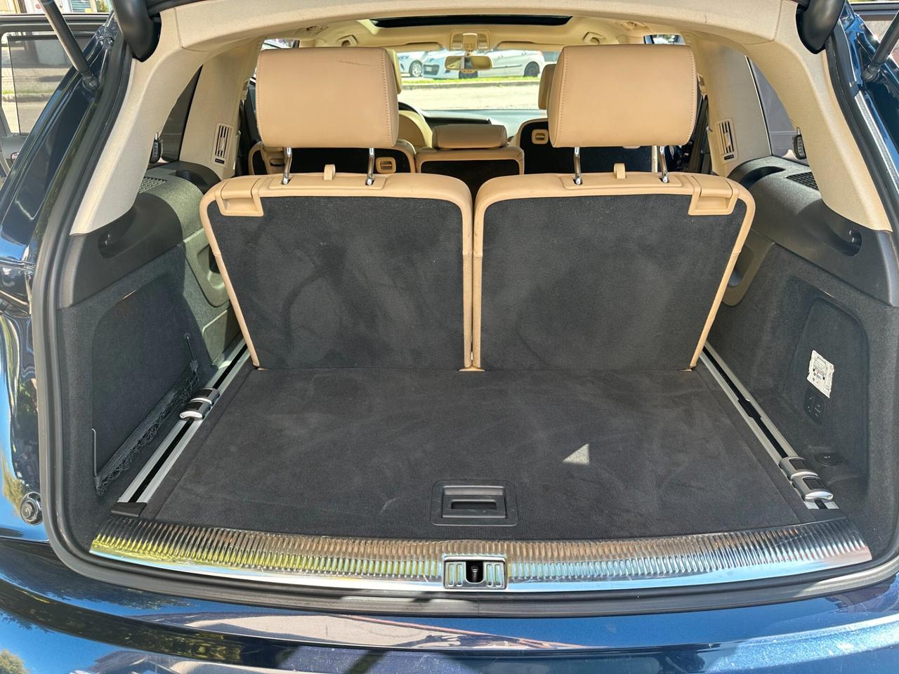 Audi Q7 4.2 V8 TDI quattro
