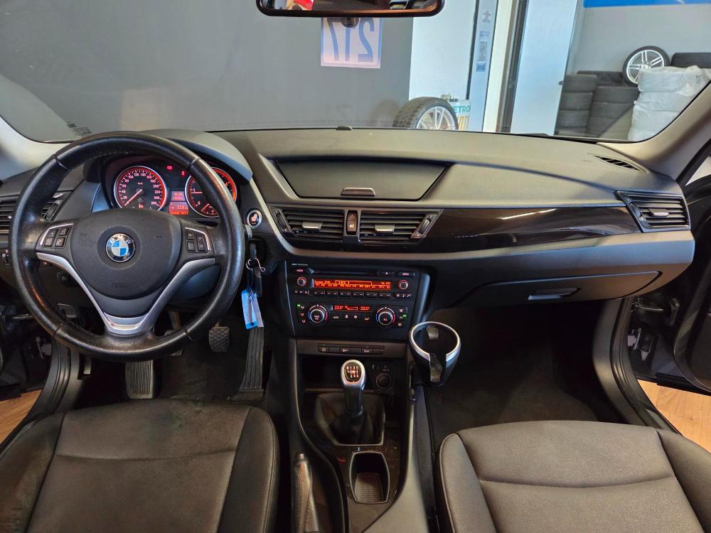 BMW X1 sdrive18d my12