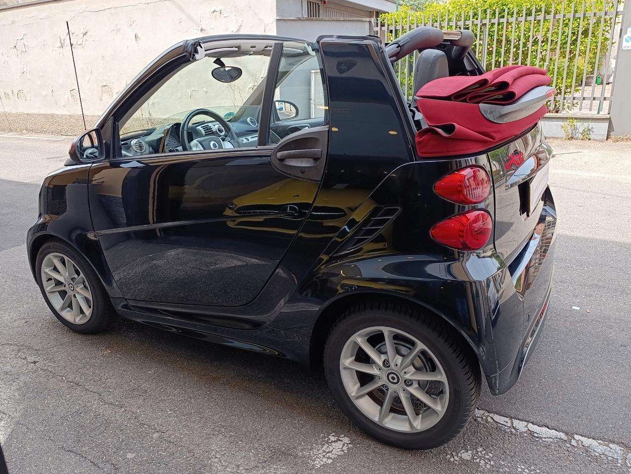 Smart ForTwo 1.0 71cv cabrio passion FL Capote Rossa