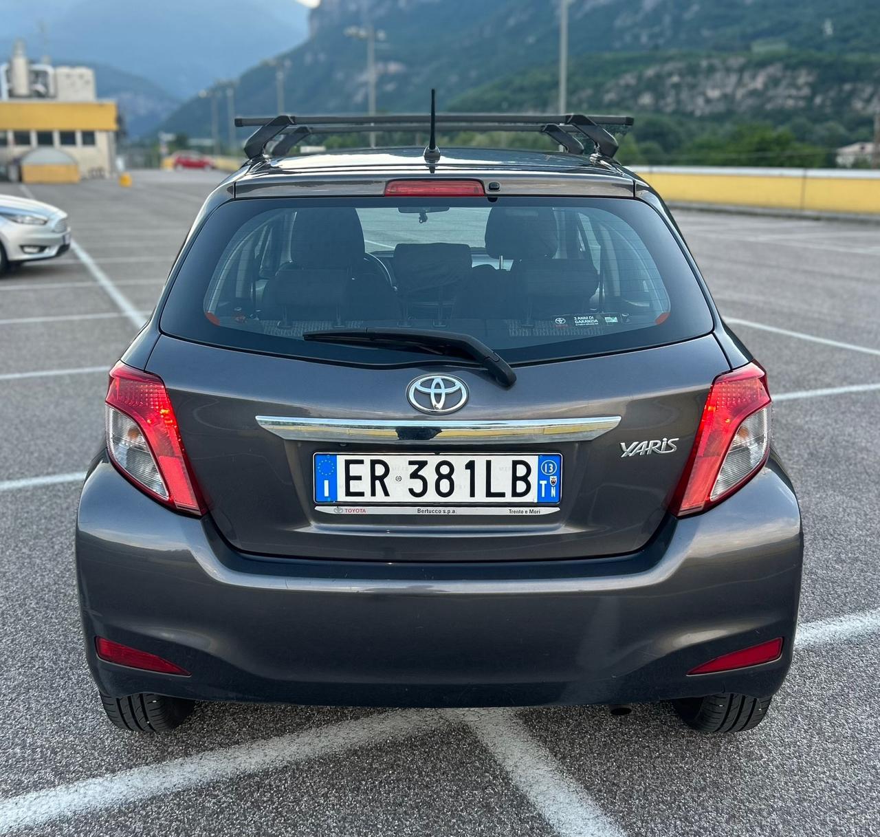 Toyota Yaris 1.4 D-4D 5p. Lounge Neopatentati 2013