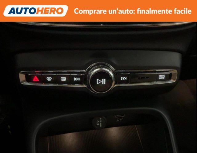 VOLVO XC40 T5 Recharge Plug-in Hybrid Inscription