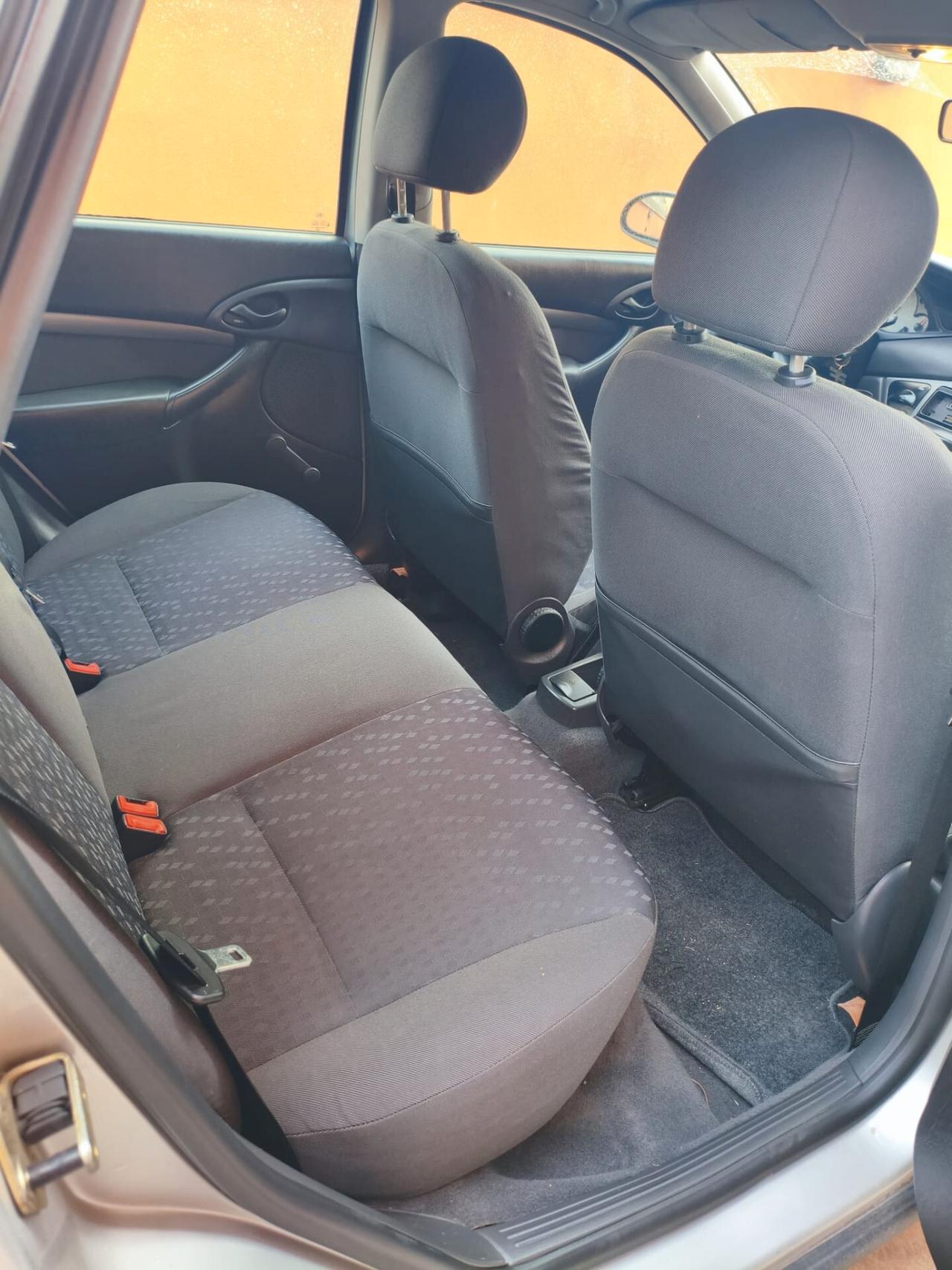 Ford Focus 1.6i - Unico Proprietario