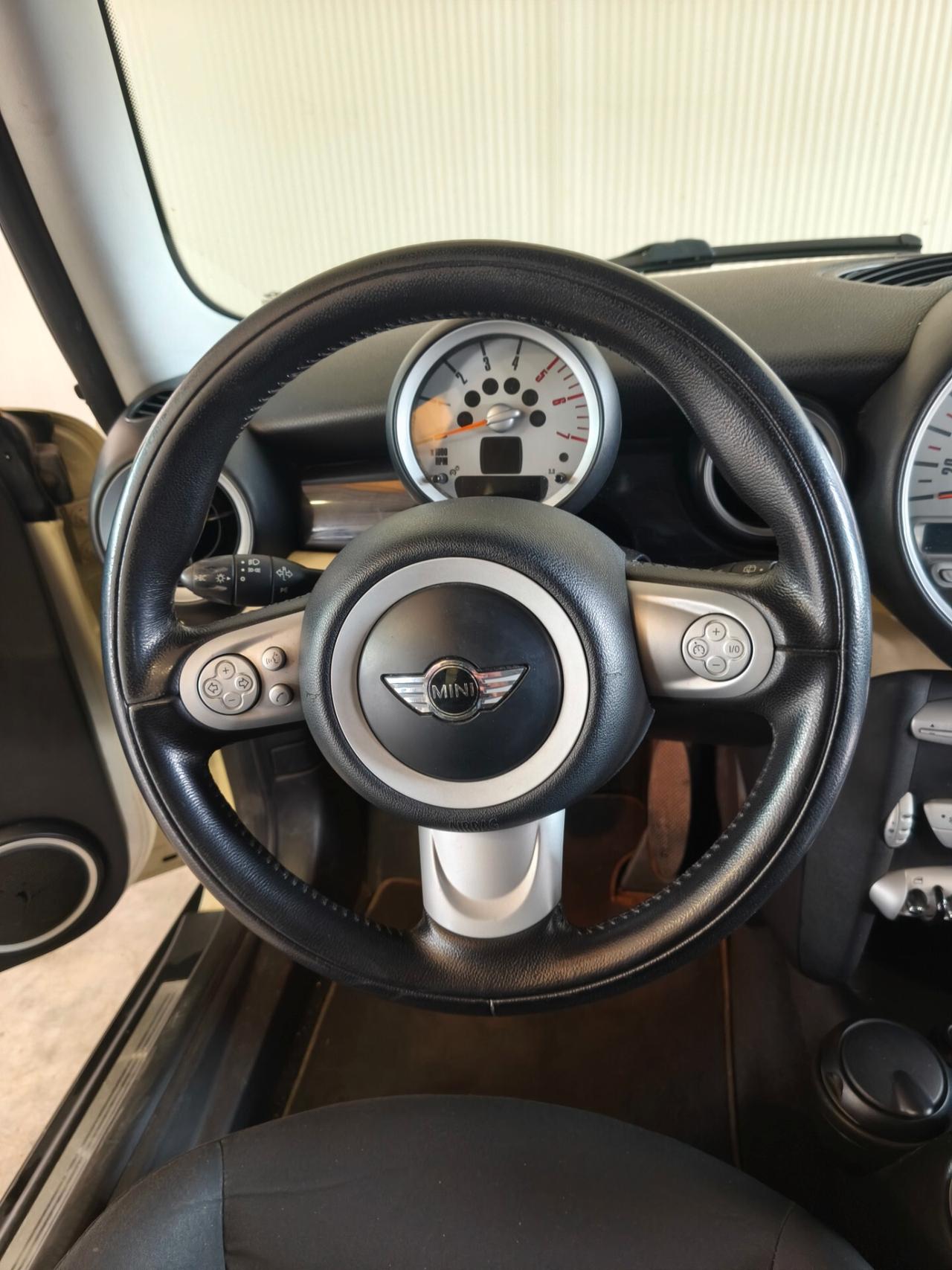 Mini 1.6 16V Cooper D