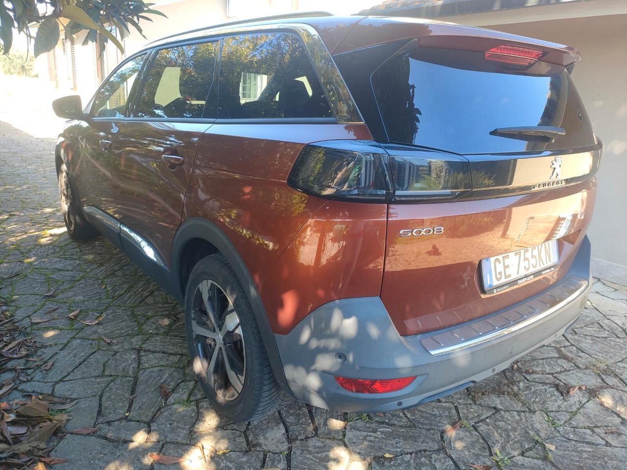 Peugeot 5008 BlueHDi 130 S&S EAT8 Allure Pack