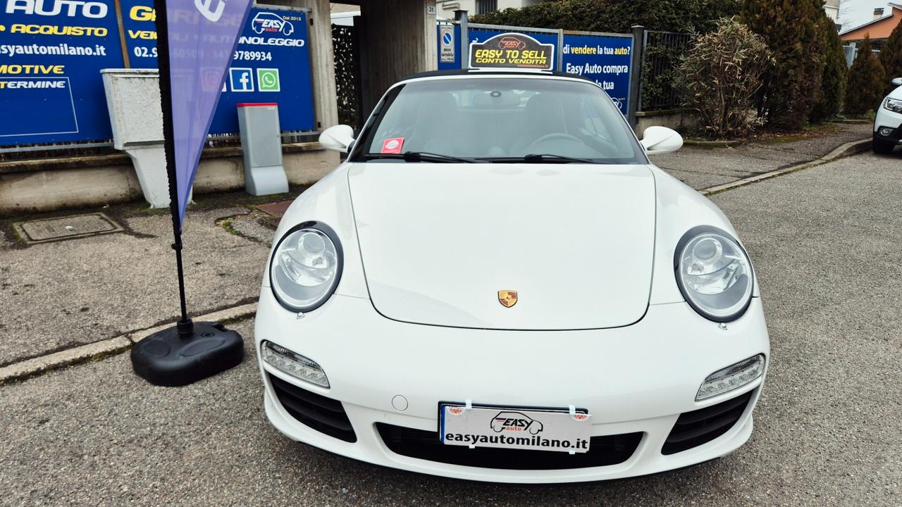 Porsche 911 Carrera GTS Cabriolet